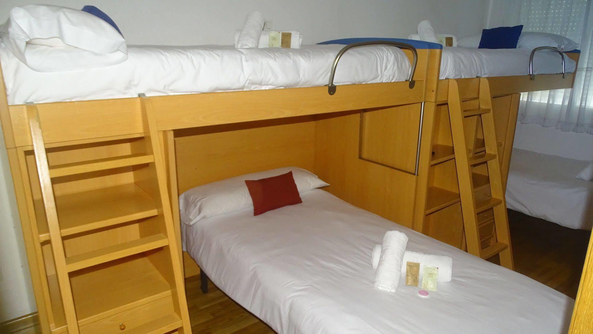Hostal Lucus Lugo Exterior photo